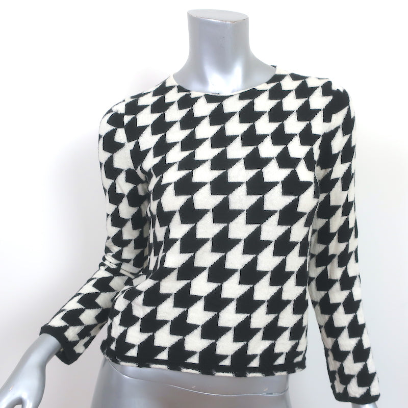 Pre-loved/Used Comme des Garcons Women's Sweaters: $230