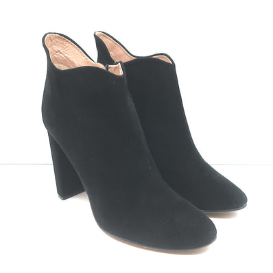 Pre-loved/Used Celine Women's Boots: $230