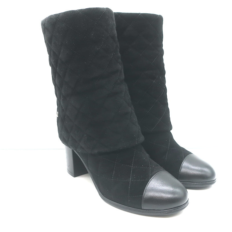 Pre-loved/Used Chanel Women's Boots: $730