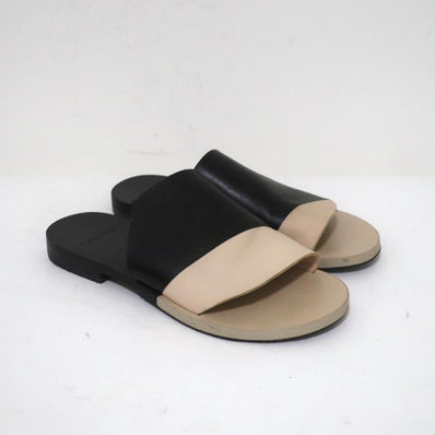 Pierre Hardy Slide Sandals Black & Beige Bicolor Leather Size 37 Open Toe Flat available at CelebrityOwned.com img_1