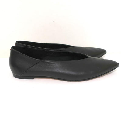AEYDE Pointed Toe Flats Moa Black Leather Size 39 - Celebrity Owned