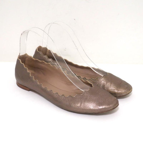 Chloé lauren scalloped discount metallic leather ballerina flat