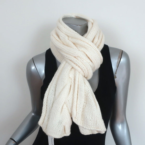 Opera Cashmere Scarf in Beige - Loro Piana