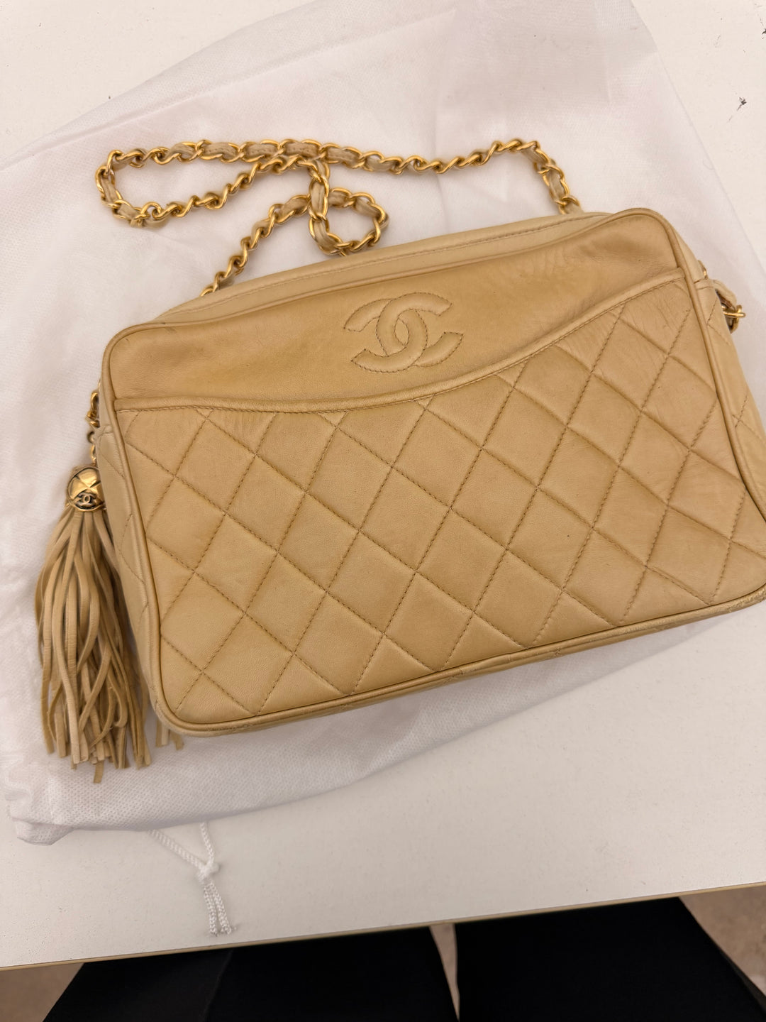 Vintage Chanel Quilted Tassel Camera Bag Beige Leather Chain Strap Shoulder Bag