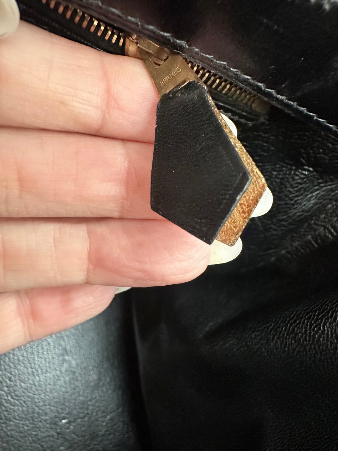 Hermes 2004 Birkin 40 Black Box Leather Gold Hardware