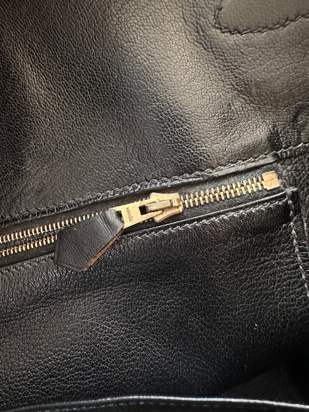 Hermes 2004 Birkin 40 Black Box Leather Gold Hardware