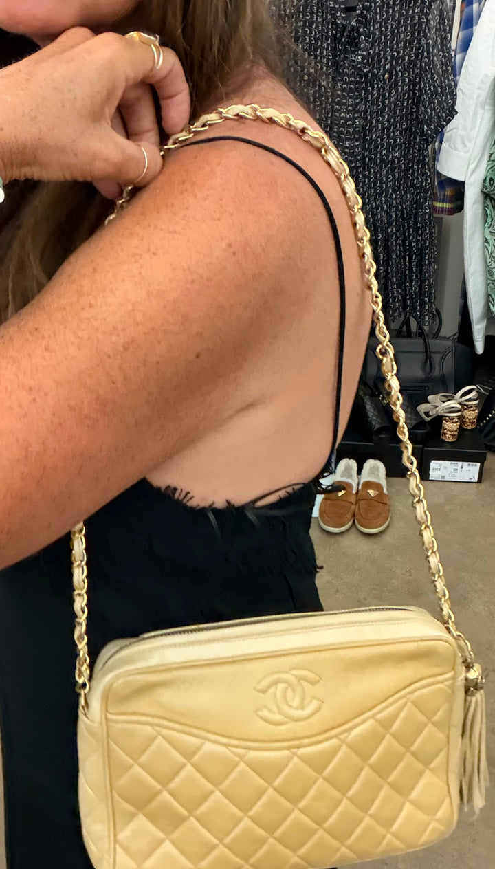 Vintage Chanel Quilted Tassel Camera Bag Beige Leather Chain Strap Shoulder Bag