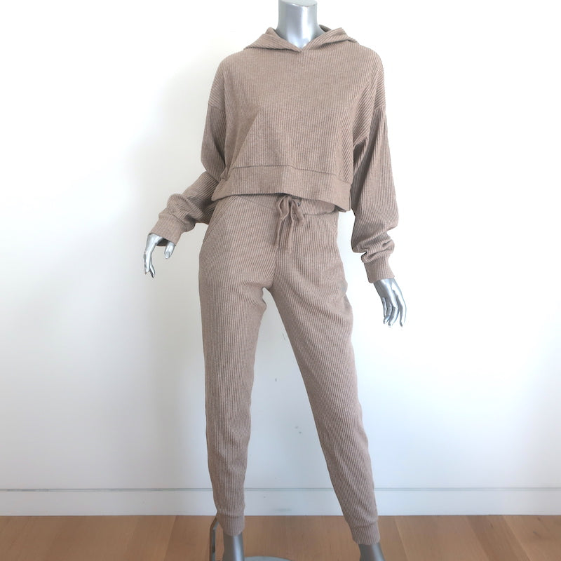Alo Yoga cropped hoodie and sweatpants set in gravel heather, luxe pre-owned ensemble — gently worn, authentic, size M