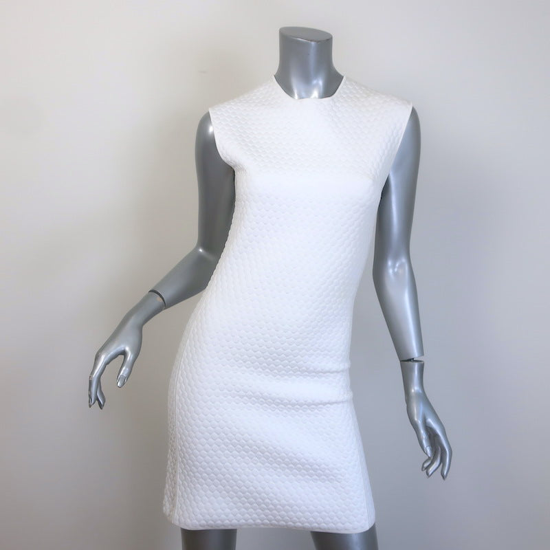 Balenciaga Bubble Knit Sleeveless Mini Dress White Size 36 Celebrity Owned Balenciaga Bubble Knit Sleeveless Mini Dress White Size 36 Celebrity Owned