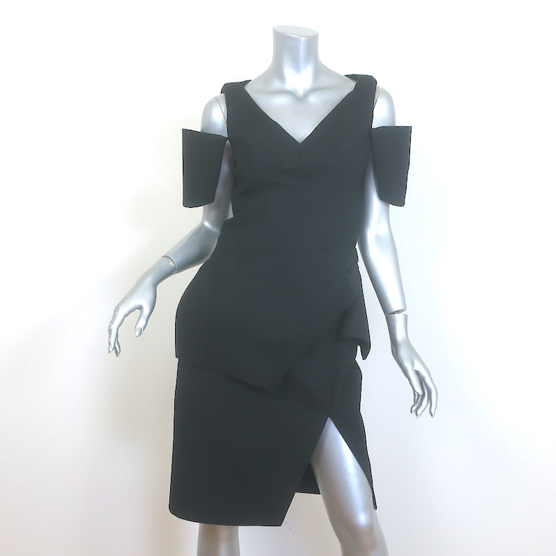 Balenciaga by Nicolas Ghesquiere Runway Peplum Dress Black Wool Size 4 Celebrity Owned Balenciaga by Nicolas Ghesquiere Runway Peplum Dress Black Wool Size 4 Celebrity Owned