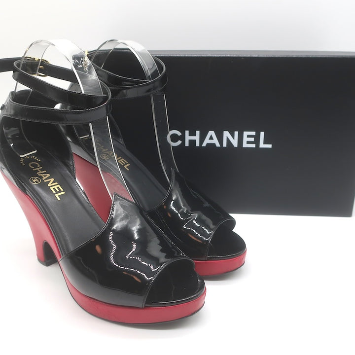 Chanel 10C Ankle Strap Bicolor Platform Wedge Sandals 