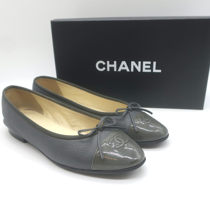 Chanel 15B CC Cap Toe Ballet Flats Grey 