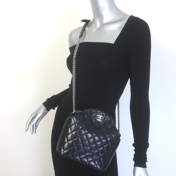 Chanel 2011 Quilted Lambskin Leather Chain-Strap
