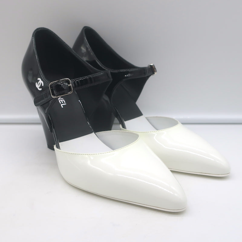 Chanel CC Bicolor Mary Jane Pumps Black & White Patent Leather