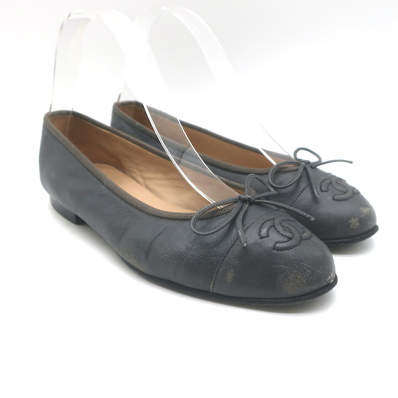 Chanel CC Cap Toe Ballet Flats Dark Gray Leather Size 36