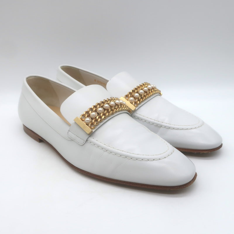 Chanel Pearl &amp; Chain-Embellished Loafers White Leather 