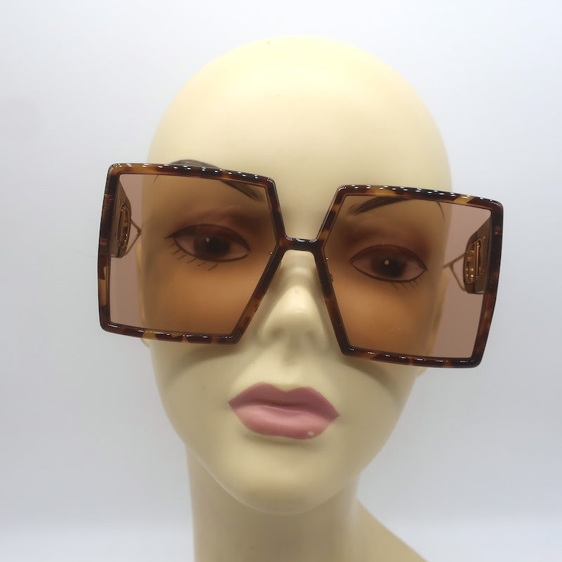 Christian Dior 30Montaigne SU 58mm Square Sunglasses Light Tortoise