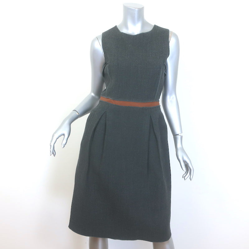 D&amp;G Dolce &amp; Gabbana Sleeveless Ruffle-Back Sheath Dress