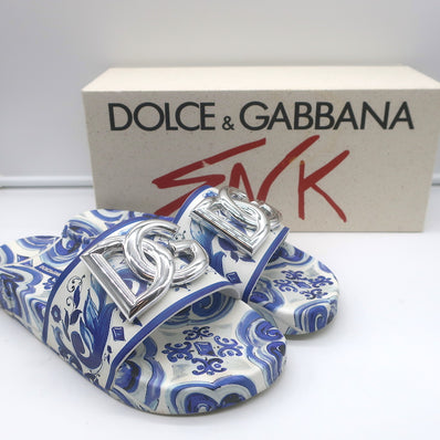 Dolce & Gabbana Logo Pool Slides Blue Majolica Print Rubberized Leather Size 39