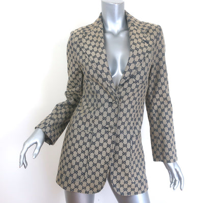Gucci GG jacquard canvas blazer in beige, two-button size 38, pre-owned luxury jacket with authentic designer detailing