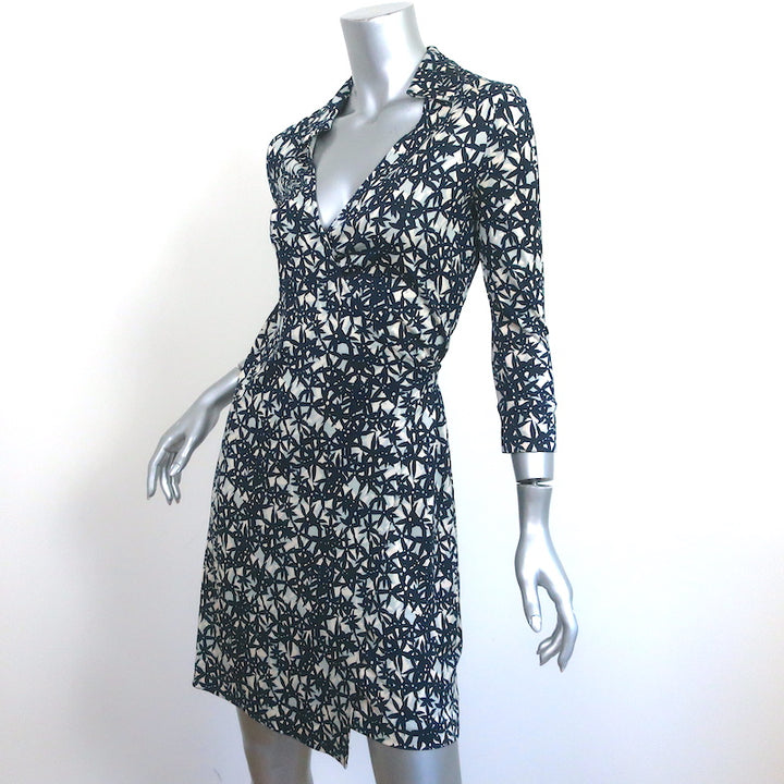 Diane von Furstenberg Justin Wrap Dress Navy Printed Silk Jersey Size 2