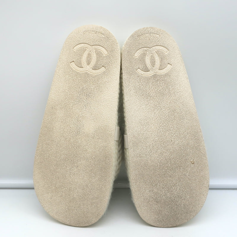 Chanel 22C Braided Knit Slides Cream/Silver Size 37C Flatform Sandals –  Celebrity Owned