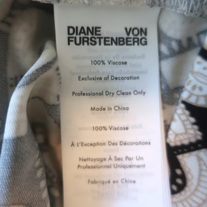 Diane von Furstenberg Halina Wrap Jumpsuit Black/Beige Printed Jersey Size 6