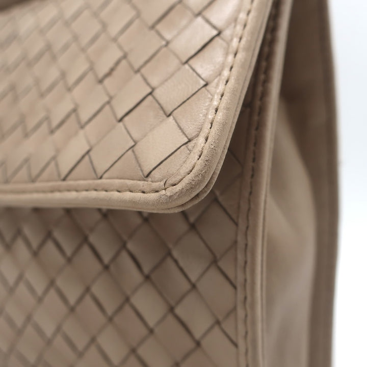 Vintage Bottega Veneta Front Flap Crossbody Bag Beige Intrecciato Leather