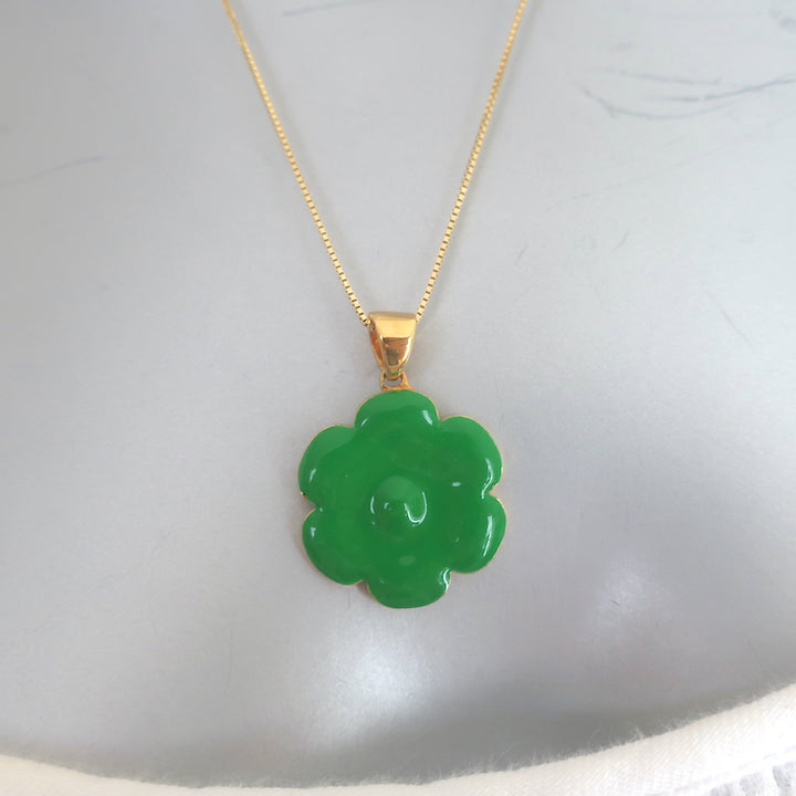 VEERT Enamel Flower Pendant Necklace Green 18k Gold-Plated