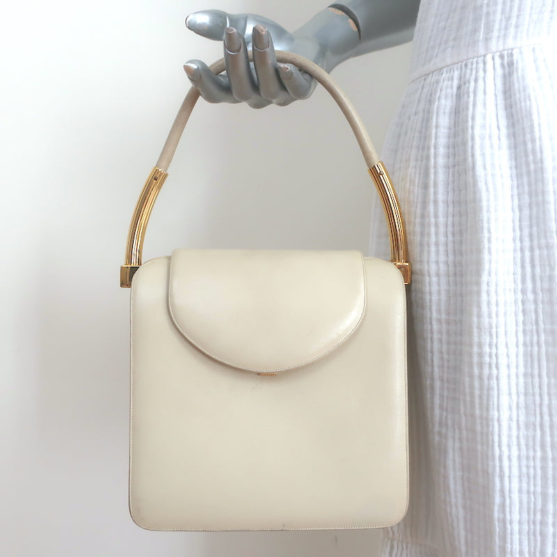 Pre-loved/Used Judith Leiber Handbags: $175