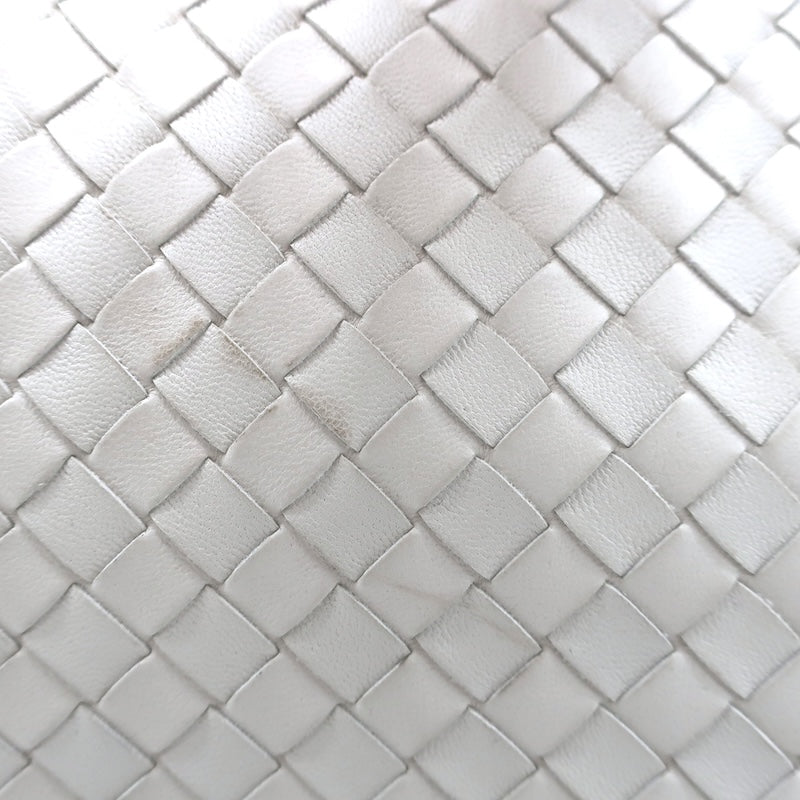Bottega Veneta Medium Veneta Hobo Bag Cream Intrecciato Leather