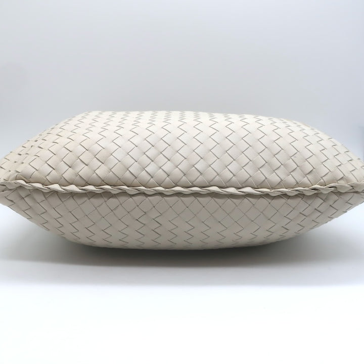 Bottega Veneta Medium Veneta Hobo Bag Cream Intrecciato Leather