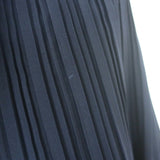 Error: Missing Data Reason: Material/fabric not provided — alt tag requirements specify brand, product type, color and material. Please supply the fabric details (or use the token browser to add that context) so I can generate the optimized alt text.