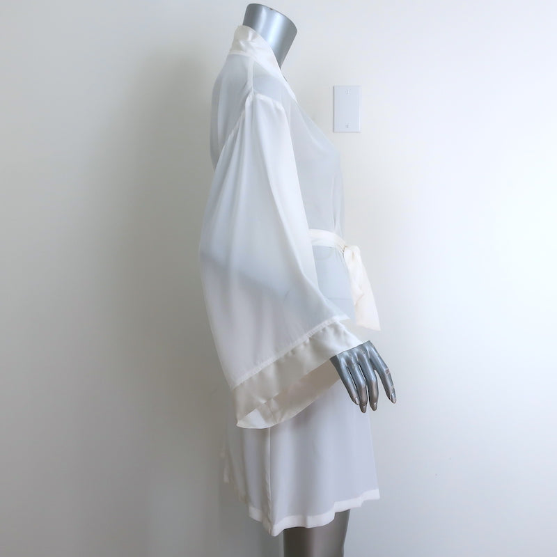 Helena Quinn Short Robe White Silk Charmeuse Size Large