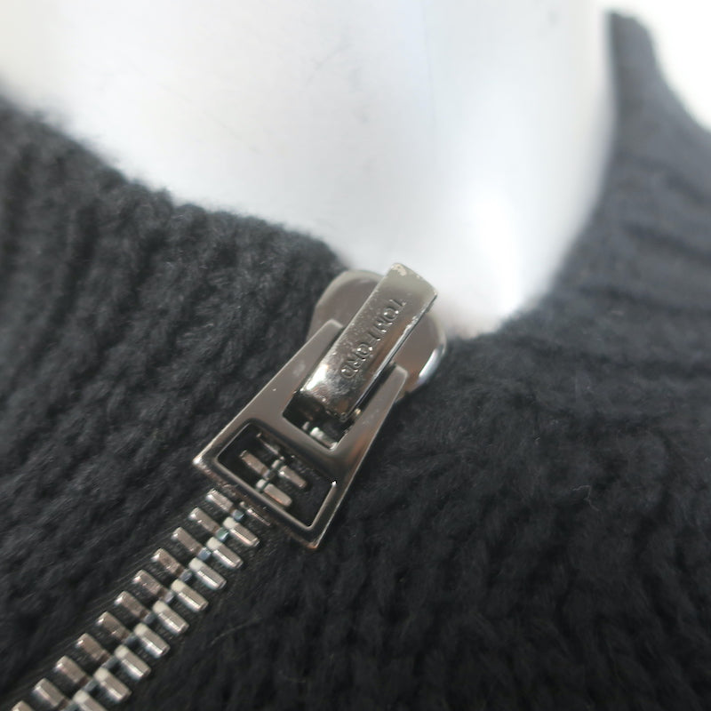 Tom Ford diagonal-zip sweater in black cashmere-cotton, pre-owned with gentle wear and authentic luxury details