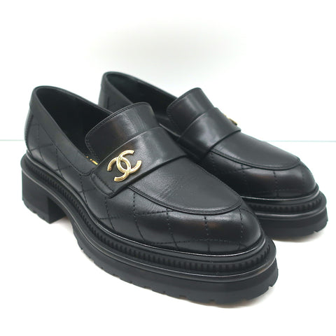Chanel 23A CC Platform Loafers Black Quilted Leather Size 