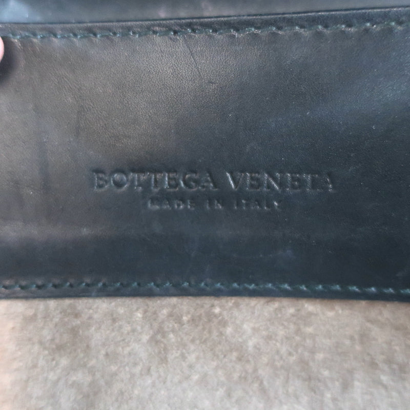 Bottega Veneta Montebello Medium Clutch Black Intrecciato Leather
