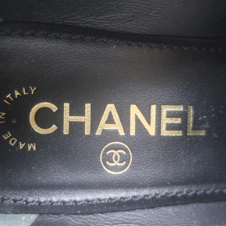 Chanel Quilted CC Heart Loafers Black Lambskin Leather Size 38.5