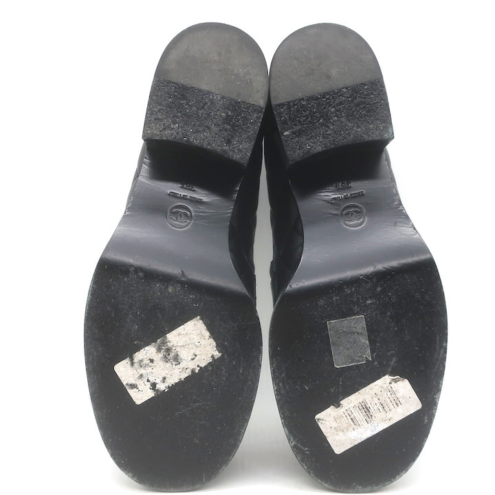 Chanel Quilted CC Heart Loafers Black Lambskin Leather Size 38.5