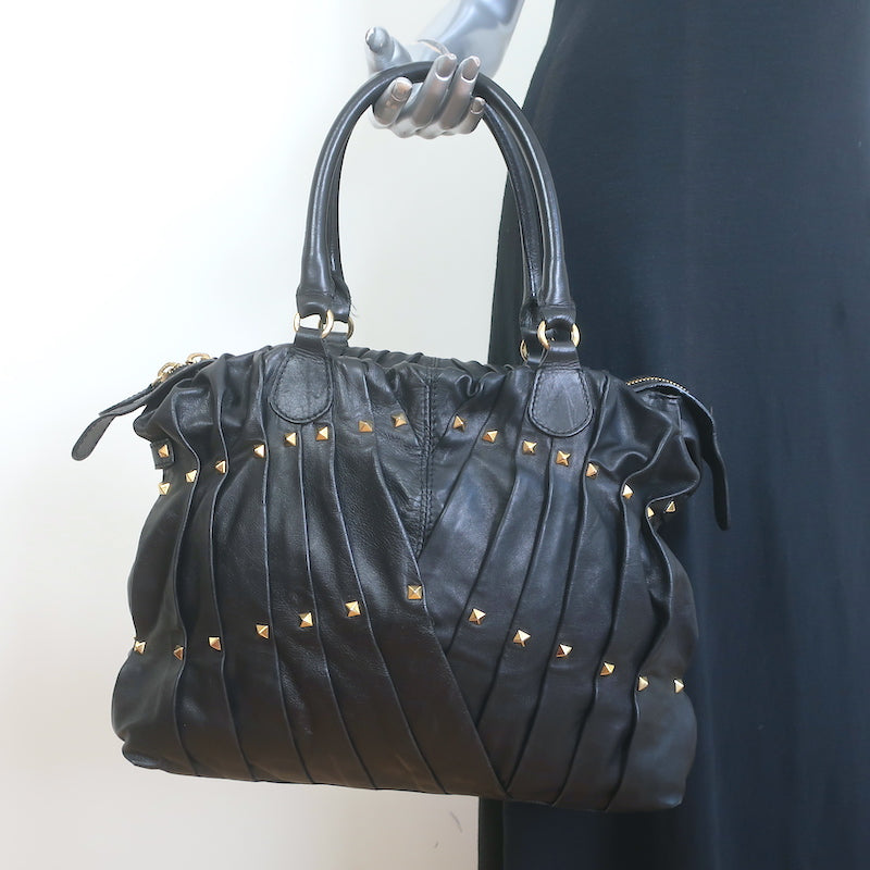 Pre-loved/Used Valentino Handbags: $775