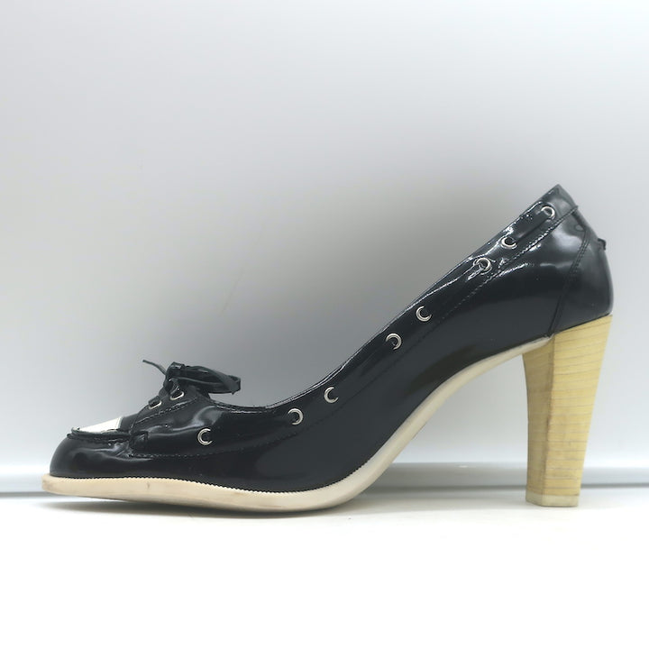Chanel cap-toe pumps in black &amp; white patent leather, authentic pre-owned luxury, EU 39