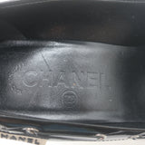 Chanel 06P bow cap-toe pumps in black & white patent leather, authentic and pre-owned, EU 39