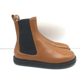 The Row Gaia Chelsea Boots Caramel Leather Size 39.5 Gored Ankle Boots