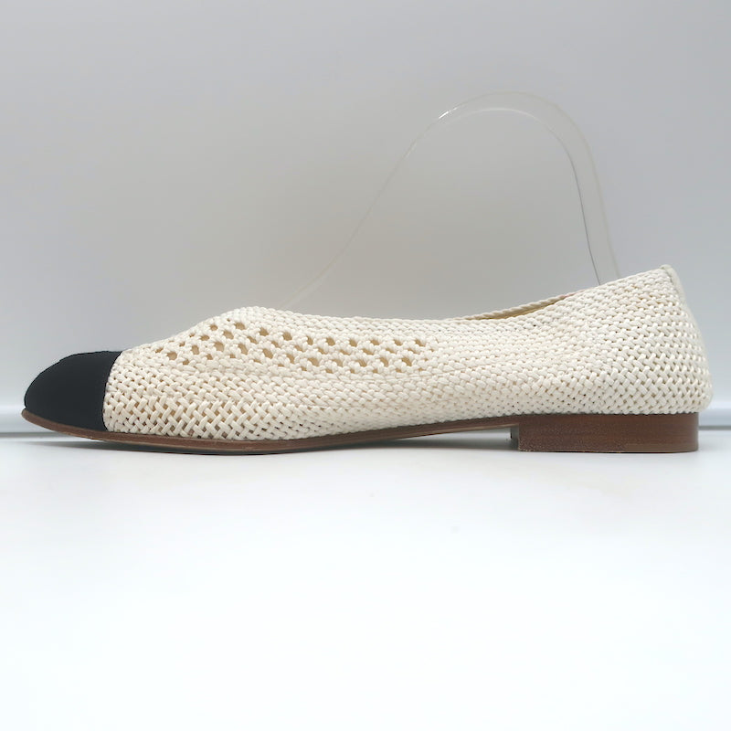 Chanel CC Cap Toe Crochet Ballet Flats Cream/Black Size 40