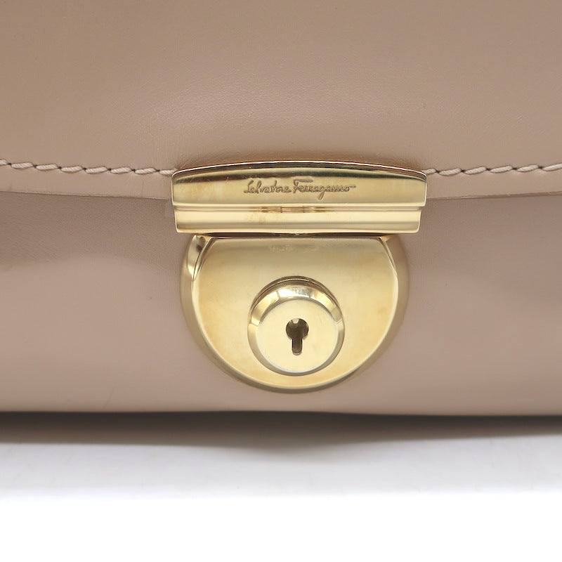 Salvatore Ferragamo Fiamma Medium Top-Handle Bag Bisque Leather