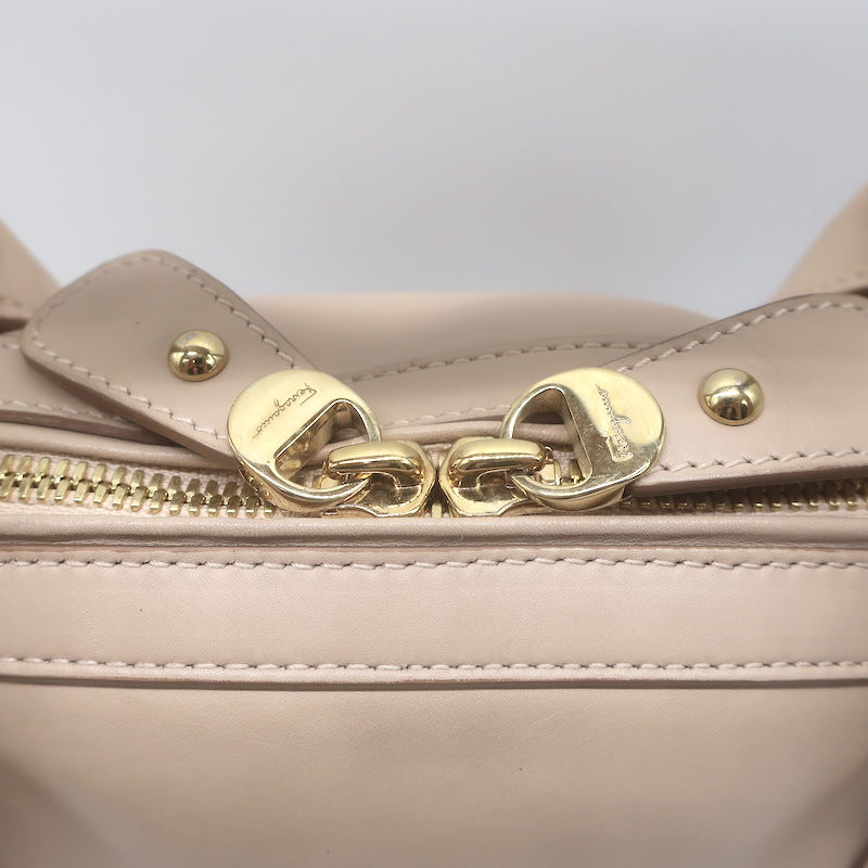 Salvatore Ferragamo Fiamma Medium Top-Handle Bag Bisque Leather