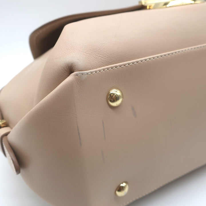 Salvatore Ferragamo Fiamma Medium Top-Handle Bag Bisque Leather