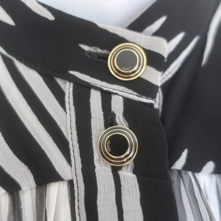 Gucci Printed Sheer Chiffon Sleeveless Button Down Top Black/White Silk Size 40