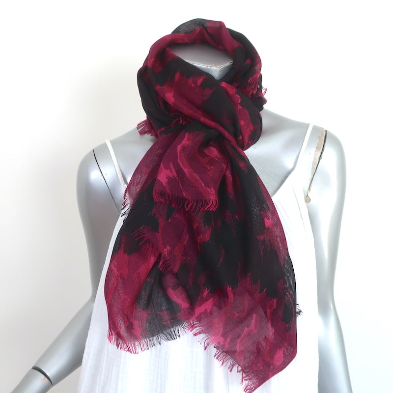 Pre-loved/Used Burberry Women's Scarves: $249