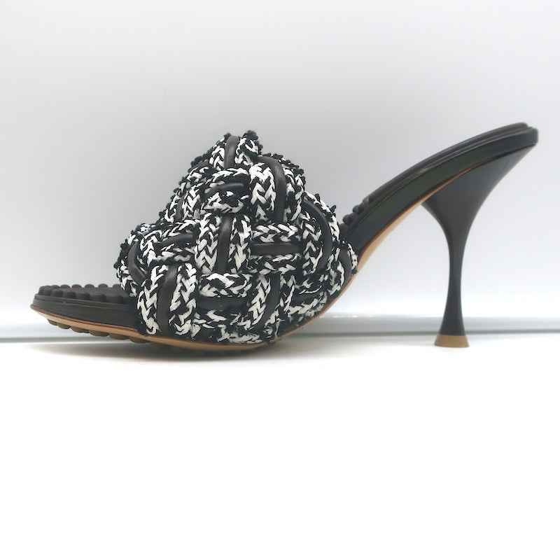 Bottega Veneta Lido Intrecciato Fabric &amp; Leather Mules Dark Brown/White Size 39